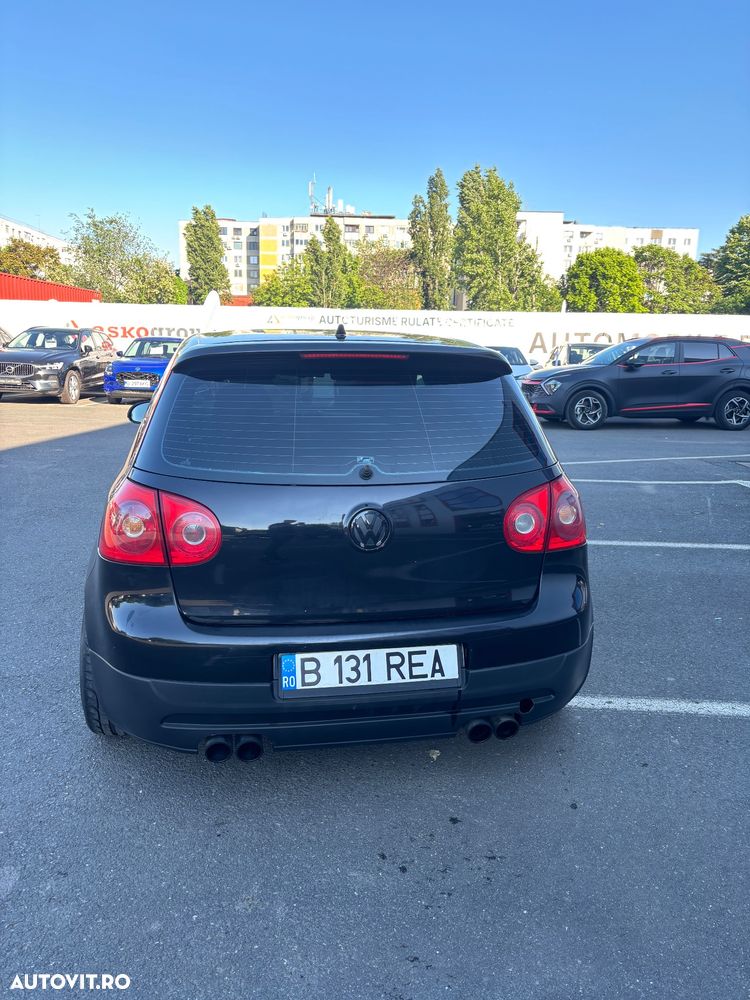 Volkswagen Golf 2.0 FSI GTI - 18