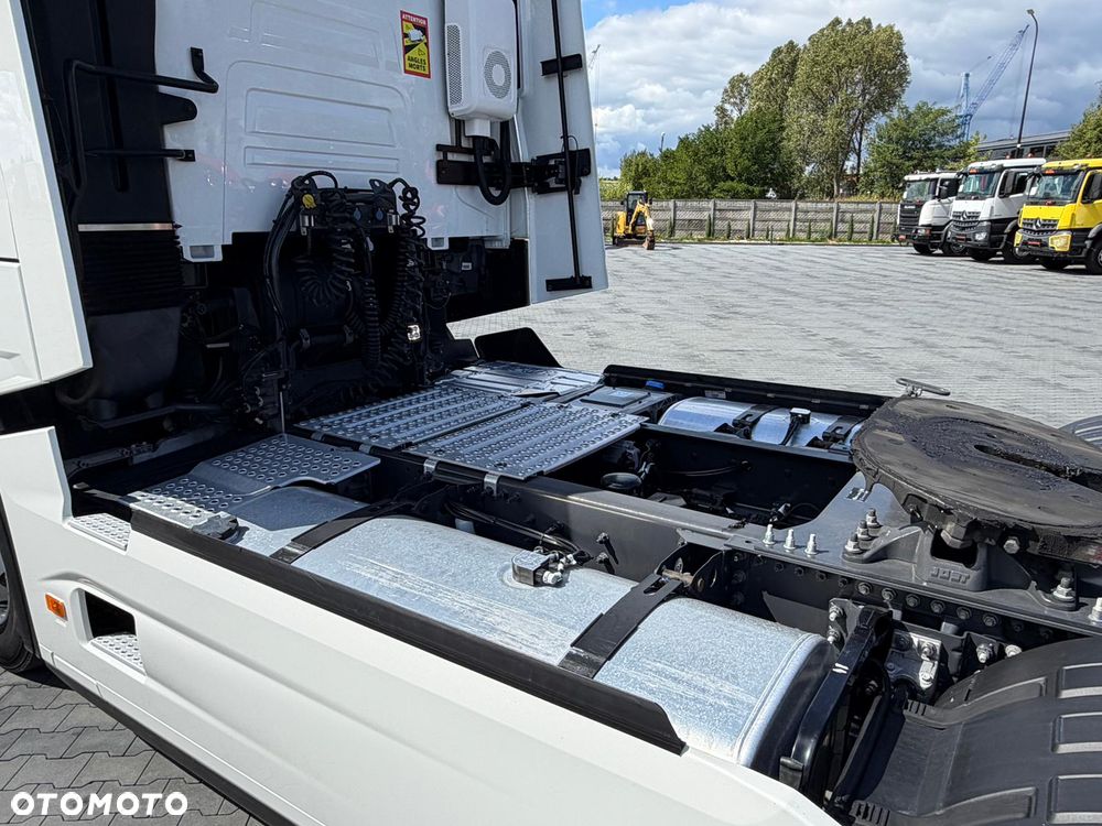 Renault Renault T520 HIGH / 13 LITROWY SILNIK  / RETARDER / KLIMATYZACJA POSTOJOWA / ACC / ALUFELGI / LEDY / XENON / NISKI PRZEBIEG / SERWISOWANY / SPROWADZONY - 25