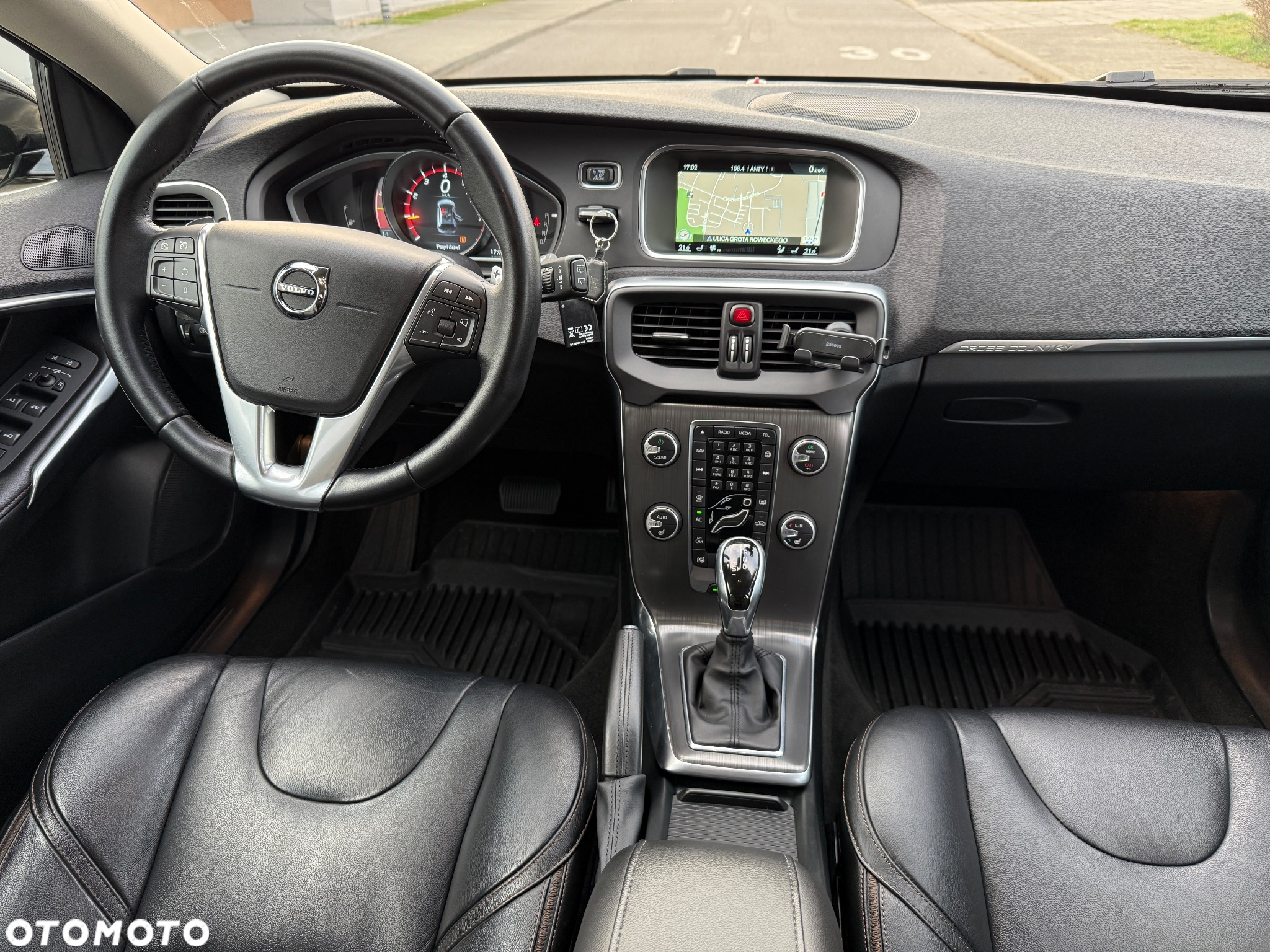Volvo V40 Cross Country T5 AWD Drive-E Summum - 11