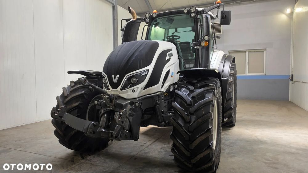 Valtra T 154 Active Biała Perła 2 sztuki T174 Versu pod GPS N154 Versu Fendt Vario Claas Arion John R John M New Holland T6 T7 - 14
