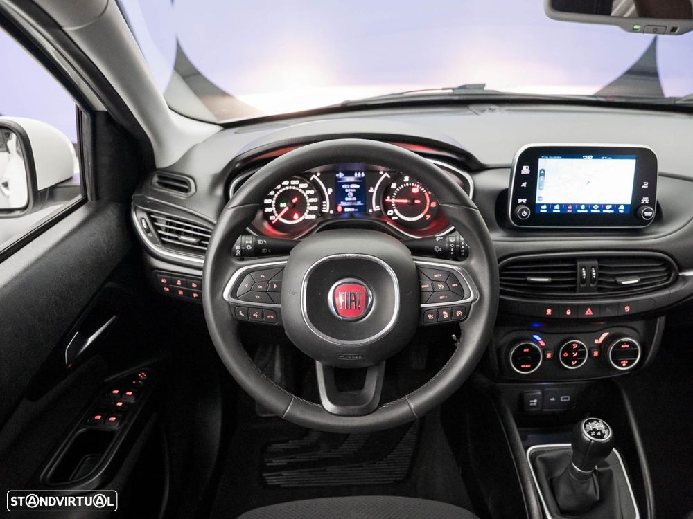 Fiat Tipo Station Wagon 1.3 M-Jet Lounge - 11
