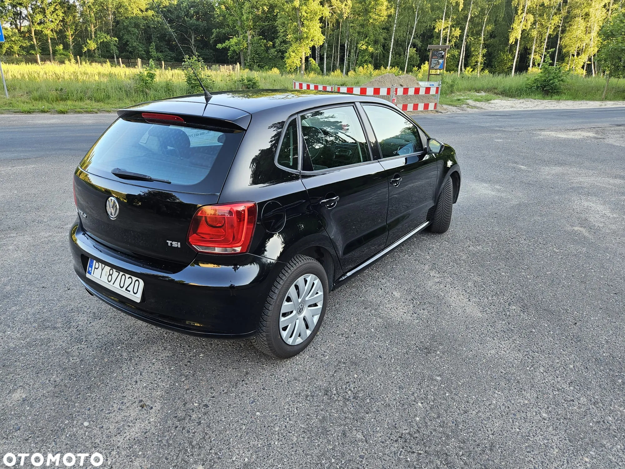 Volkswagen Polo 1.2 TSI Comfortline - 5