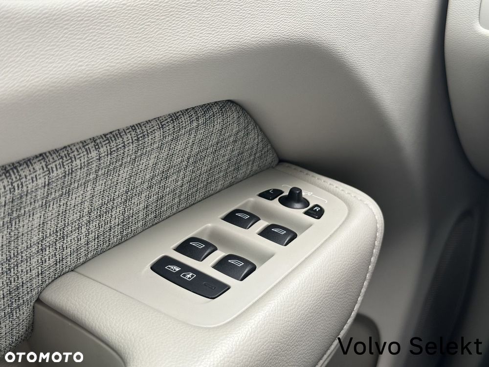 Volvo XC 60 - 29