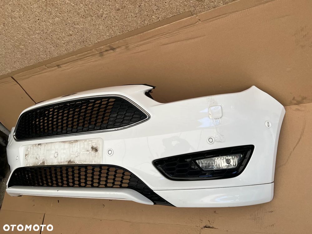 FORD FOCUS MK3 LIFT ZDERZAK PRZEDNI ST LINE - 2