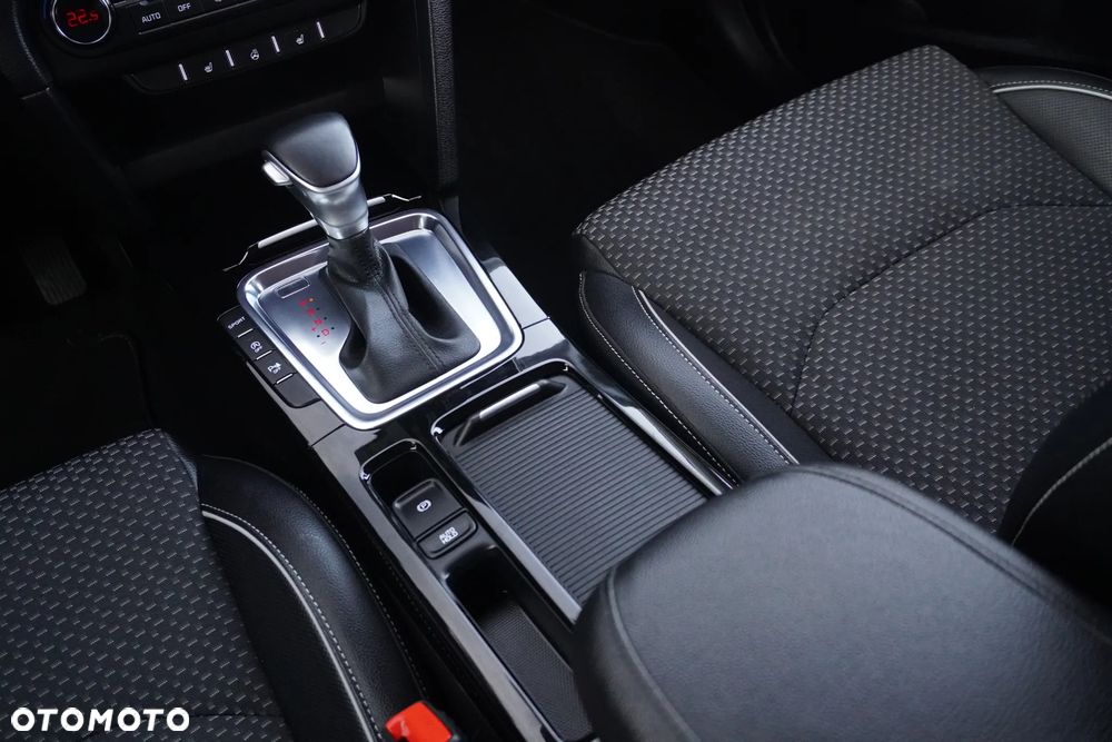 Kia Ceed 1.4 T-GDI L Business Line DCT - 18