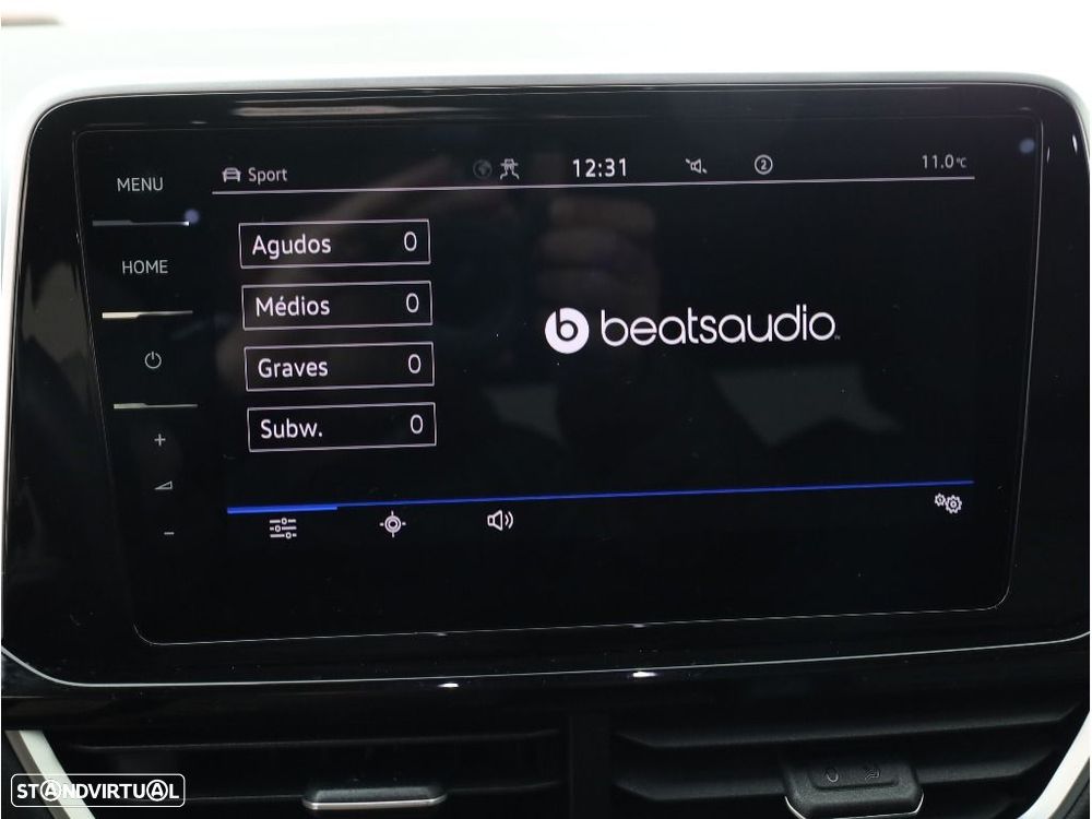 VW T-Roc 2.0 TDI R-Line DSG - 26