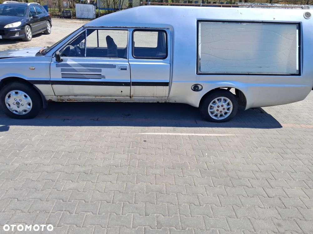 Polonez Caro Bella karawan carawan silnik 1.6 GLI - 3