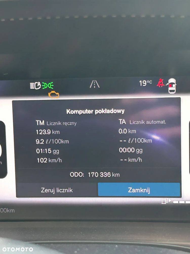 Volvo XC 60 B4 B Essential - 12