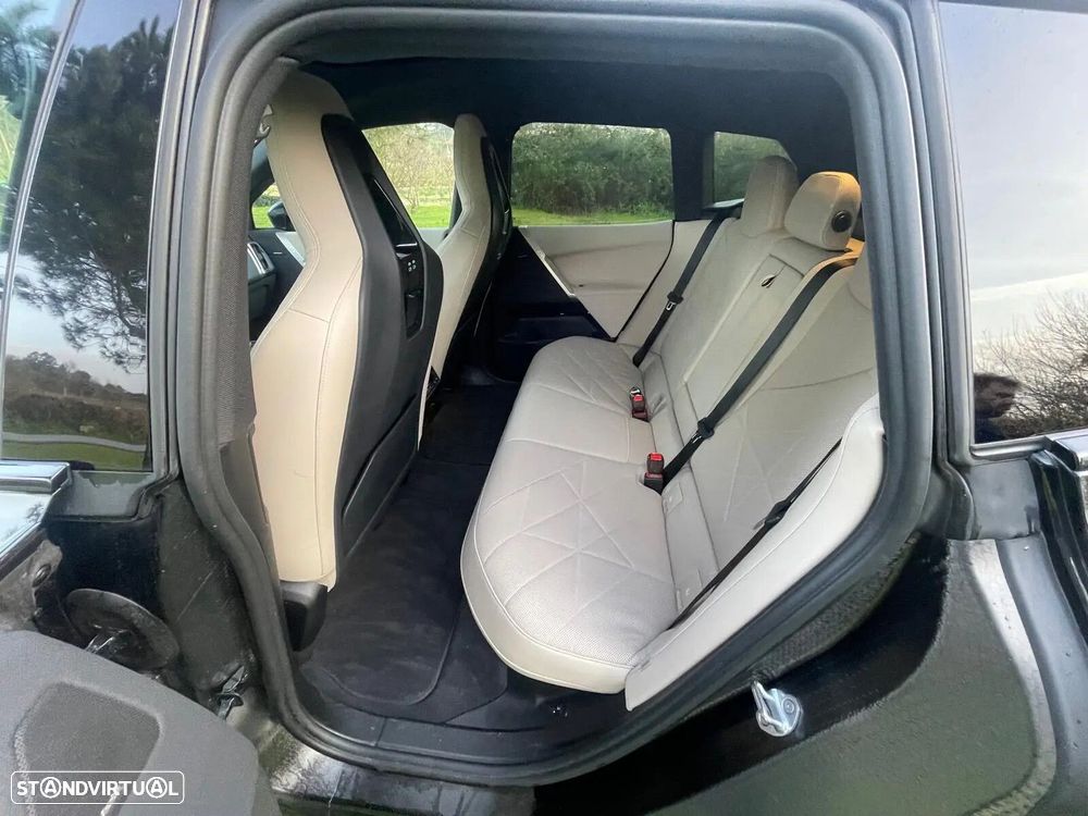 BMW iX xDrive 40 - 17