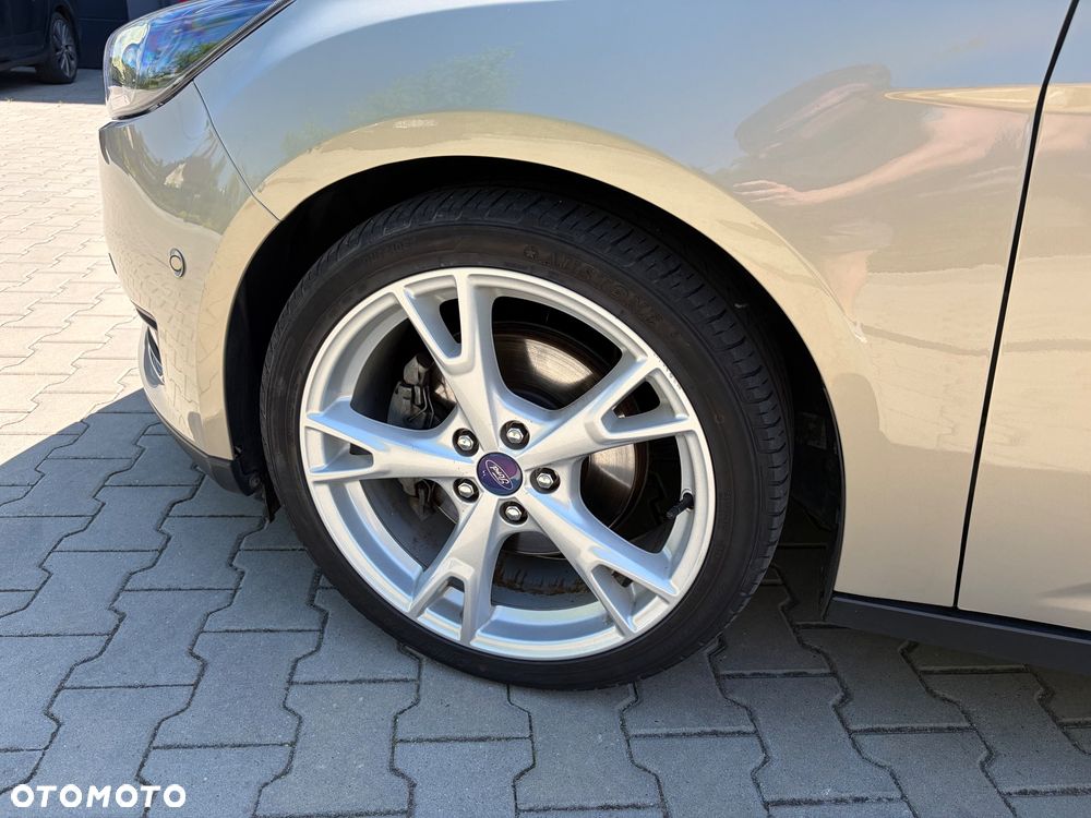 Ford Focus - 40