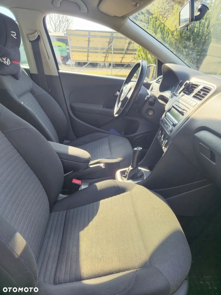 Volkswagen Polo 1.2 12V Comfortline - 12