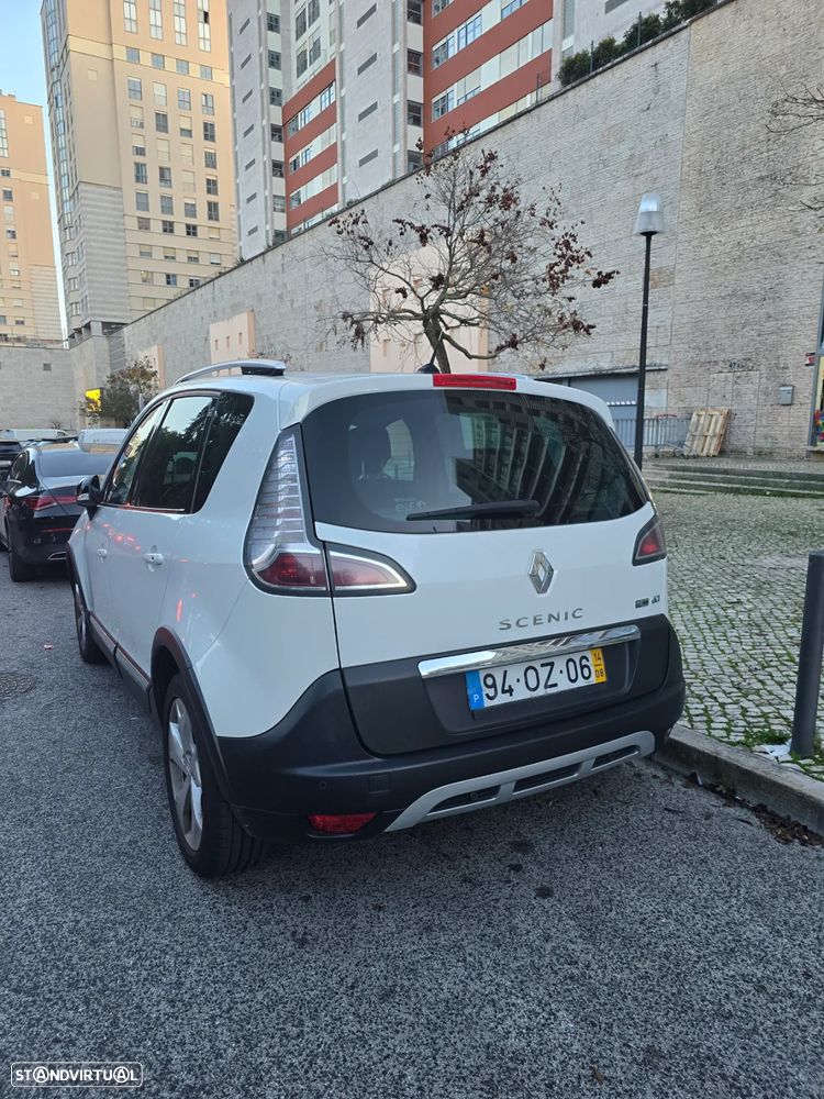 Renault Scénic XMOD 1.5 dCi Sport SS - 8
