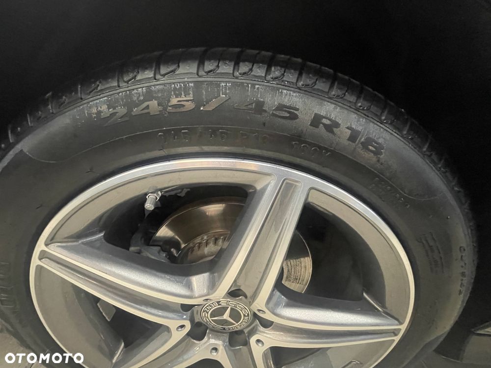 Mercedes-Benz Klasa E - 13