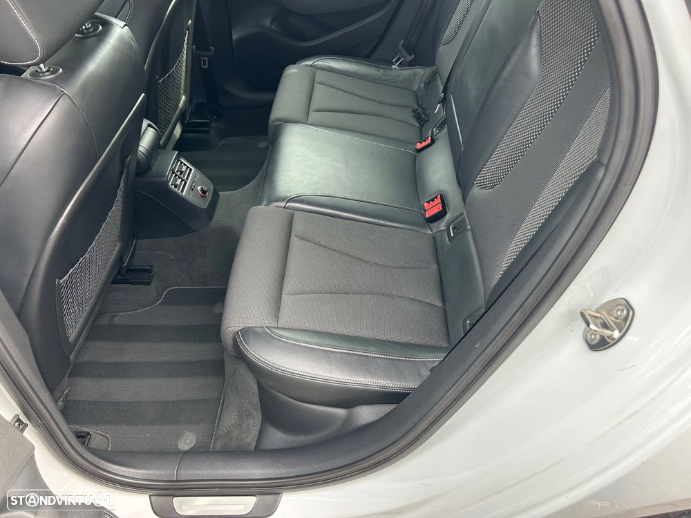 Audi A3 1.6 TDI (clean diesel) S line Sport Pack - 12