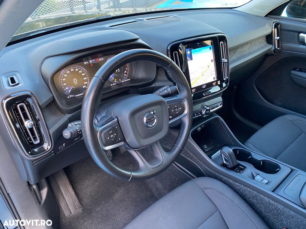 Volvo XC 40 T2 Plus Dark - 14