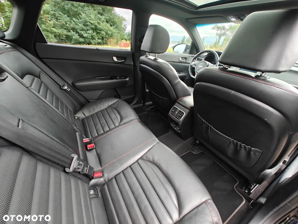 Kia Optima 2.0 T-GDI GT - 15