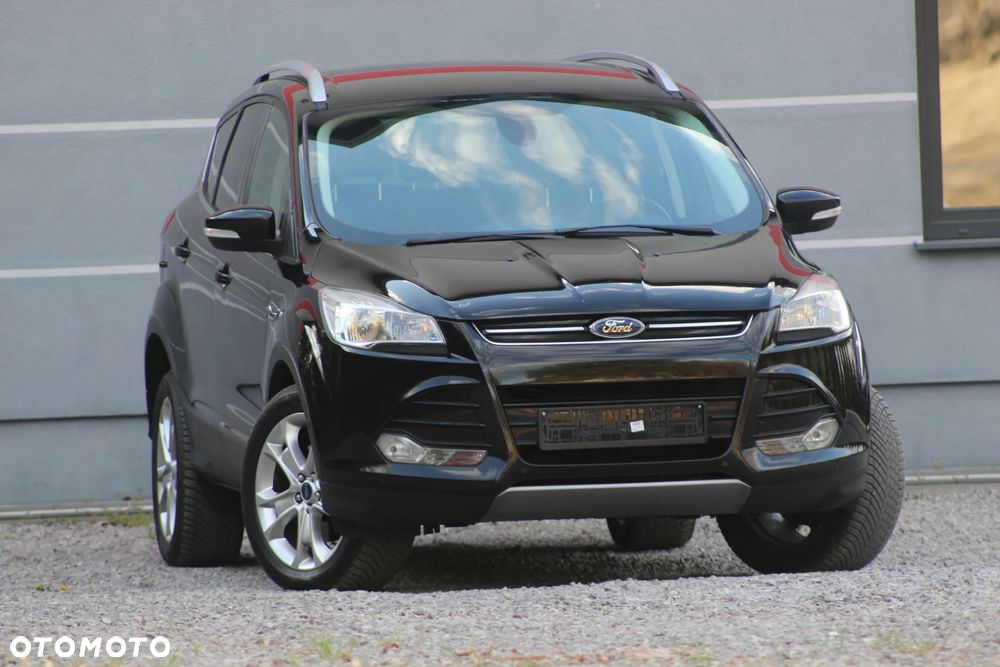 Ford Kuga 2.0 TDCi 2x4 Titanium - 10