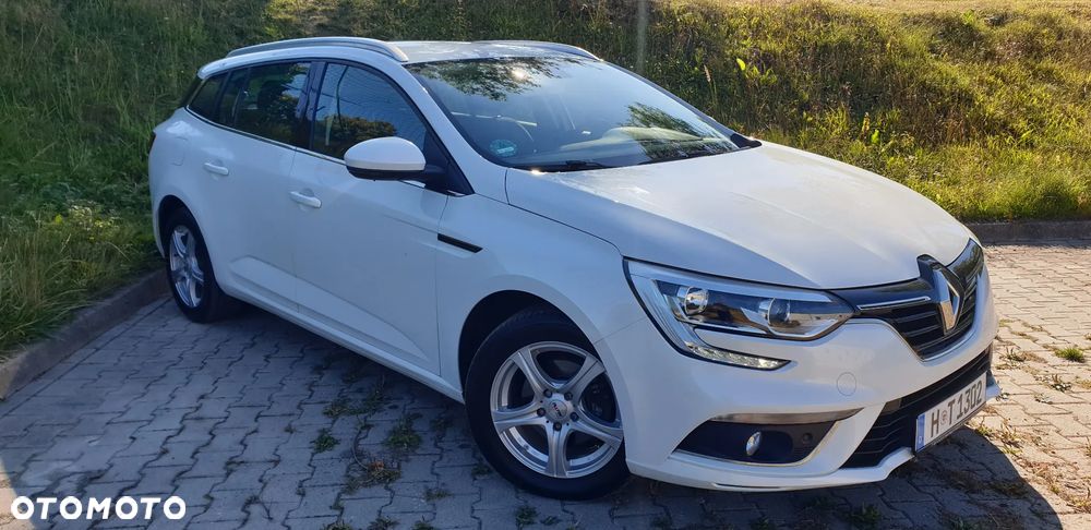 Renault Megane ENERGY TCe 130 BUSINESS - 8