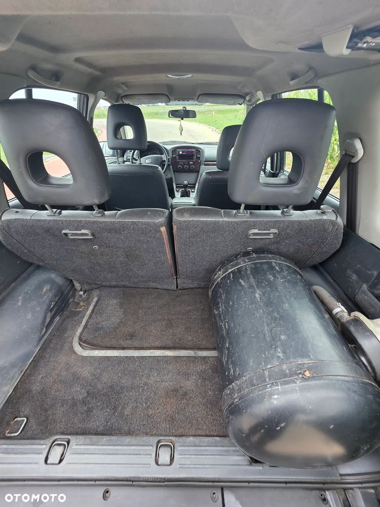 Suzuki Grand Vitara 2.0 - 10