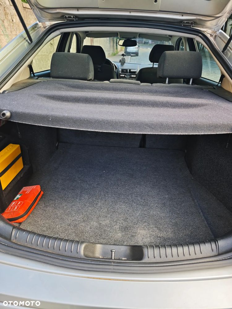 Ford Mondeo 2.0 Ghia - 7