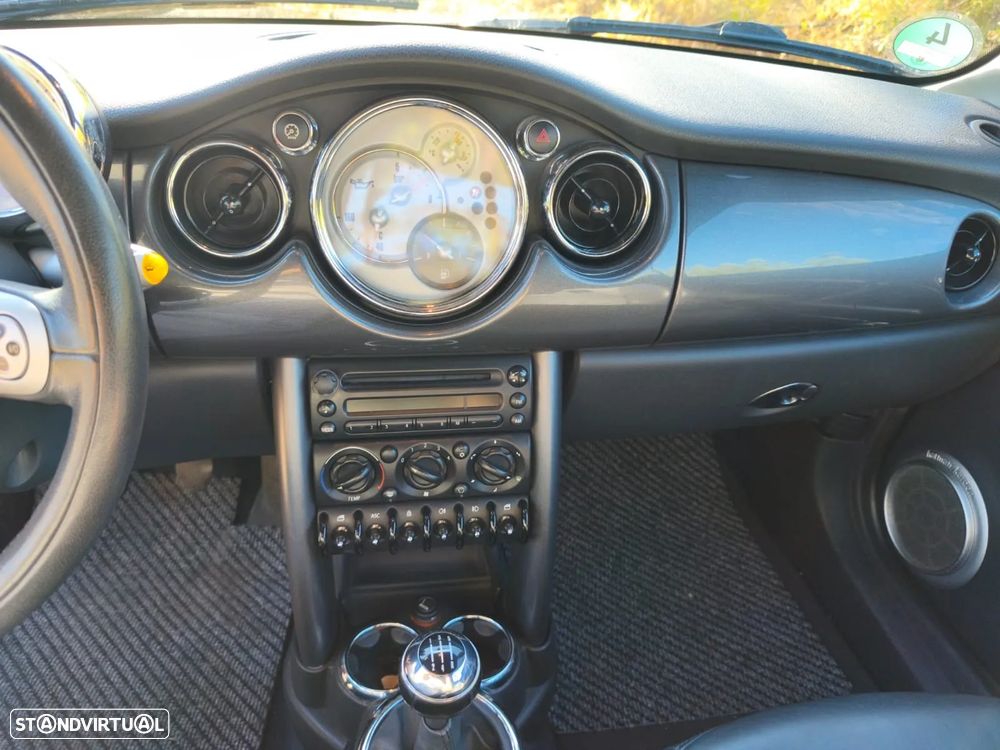 MINI Cabrio Cooper - 9