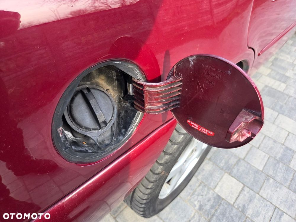 Ford Scorpio 2.9-24 Ghia - 37