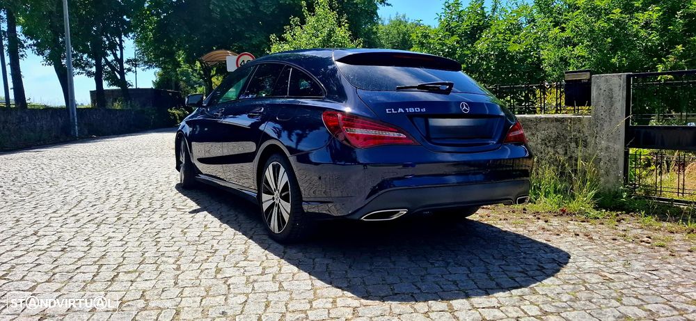 Mercedes-Benz CLA 180 d Shooting Brake Urban - 4