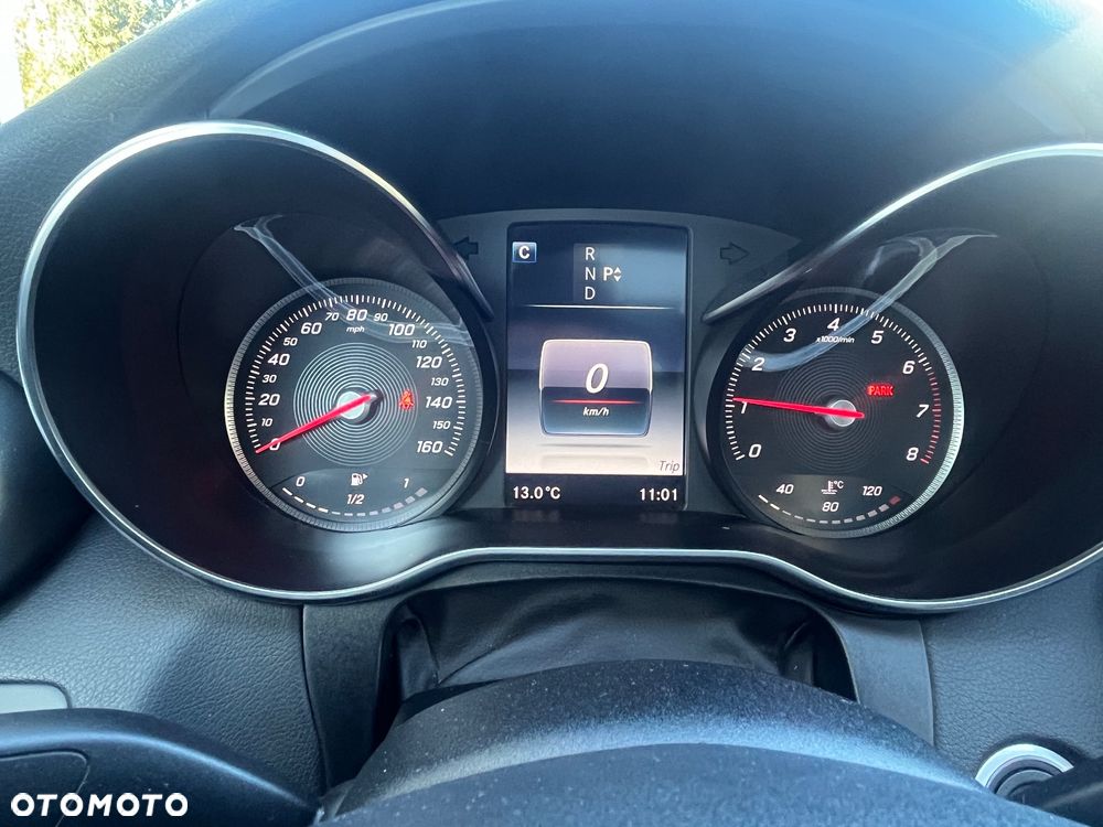 Mercedes-Benz Klasa C 300 7G-TRONIC - 22