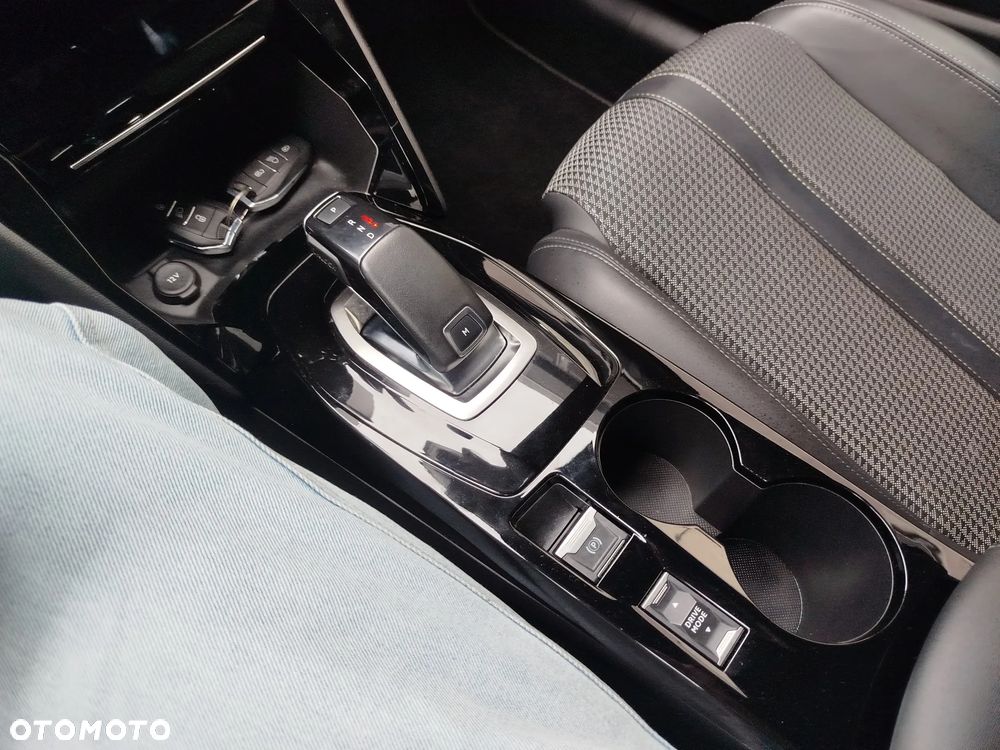 Peugeot 208 PureTech 100 EAT8 GT Pack - 18