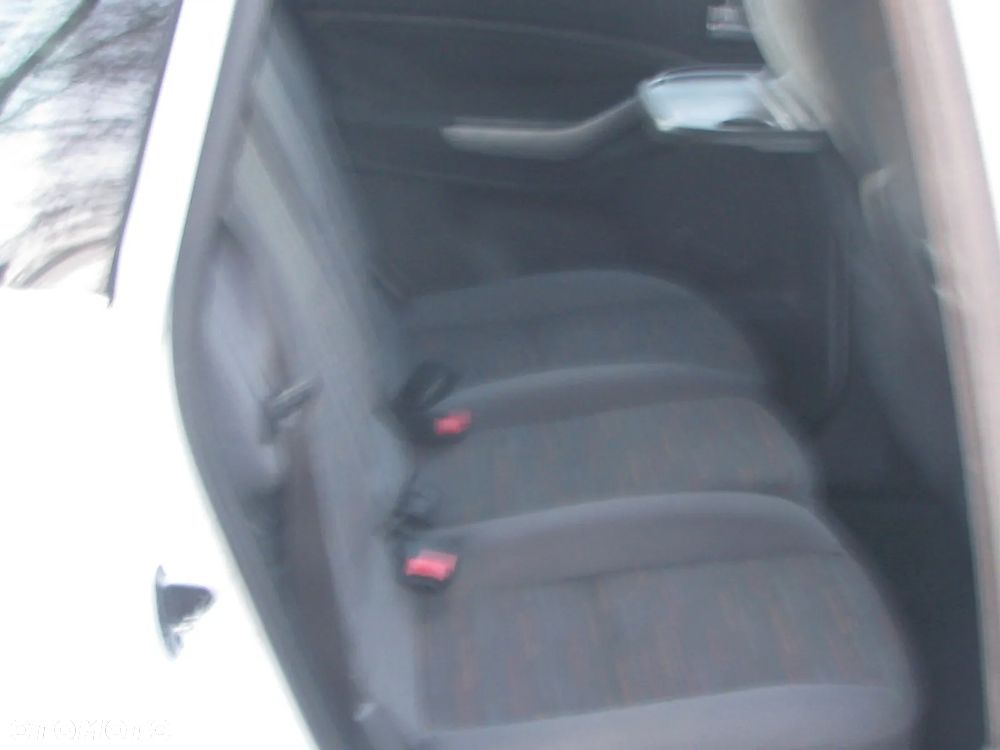 Ford C-MAX 1.8 Style - 8