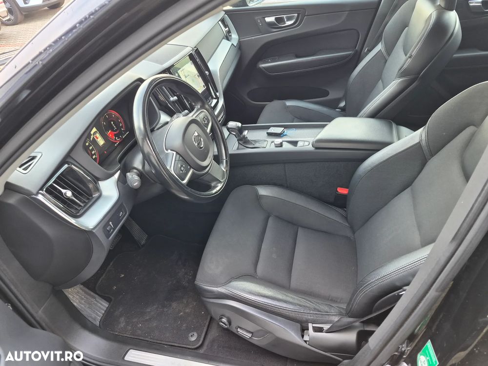 Volvo XC 60 D4 AWD Momentum - 12