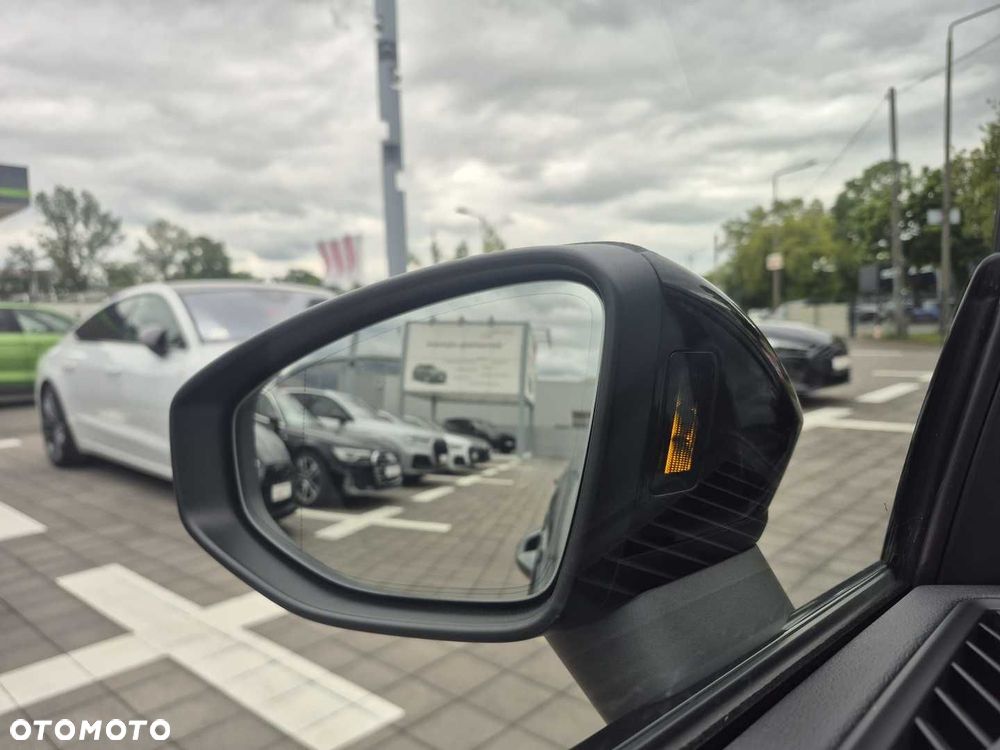 Audi RS3 Limousine - 37