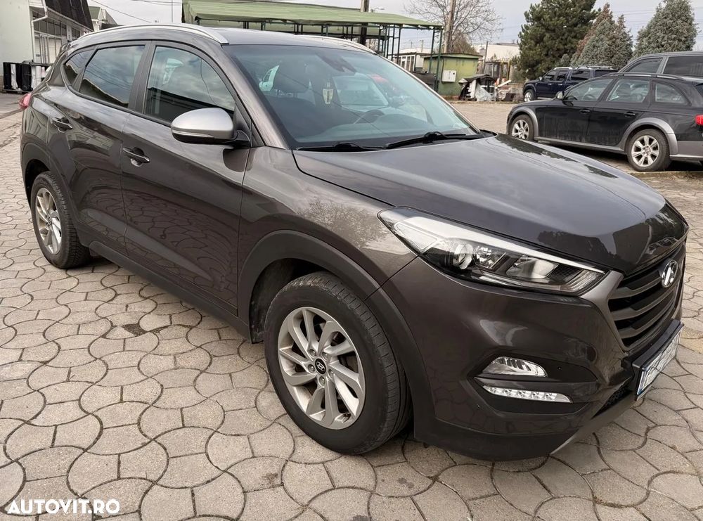 Hyundai Tucson 2.0 CRDI 4WD 6AT Style - 1