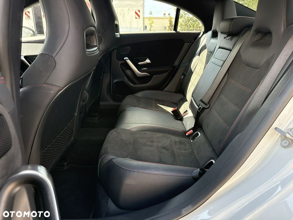 Mercedes-Benz CLA 200 mHEV AMG Line 7G-DCT - 15