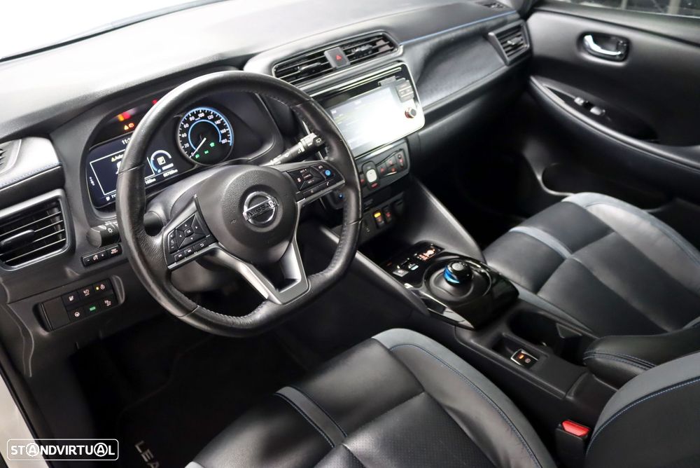 Nissan Leaf 40 kWh Tekna - 27