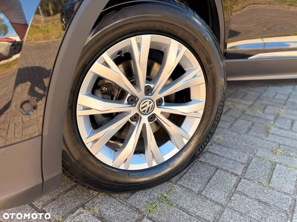 Volkswagen Tiguan - 10