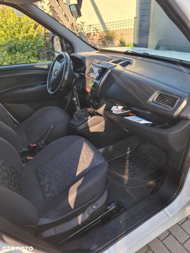 Opel Combo - 10