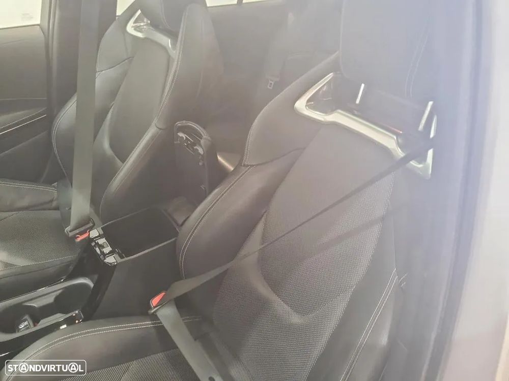 Toyota Corolla Touring Sports 2.0 Hybrid Luxury Black - 8