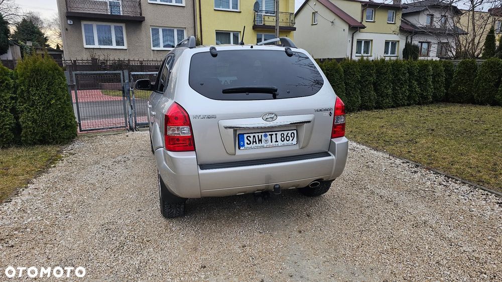 Hyundai Tucson 2.0 2WD GLS Style - 24