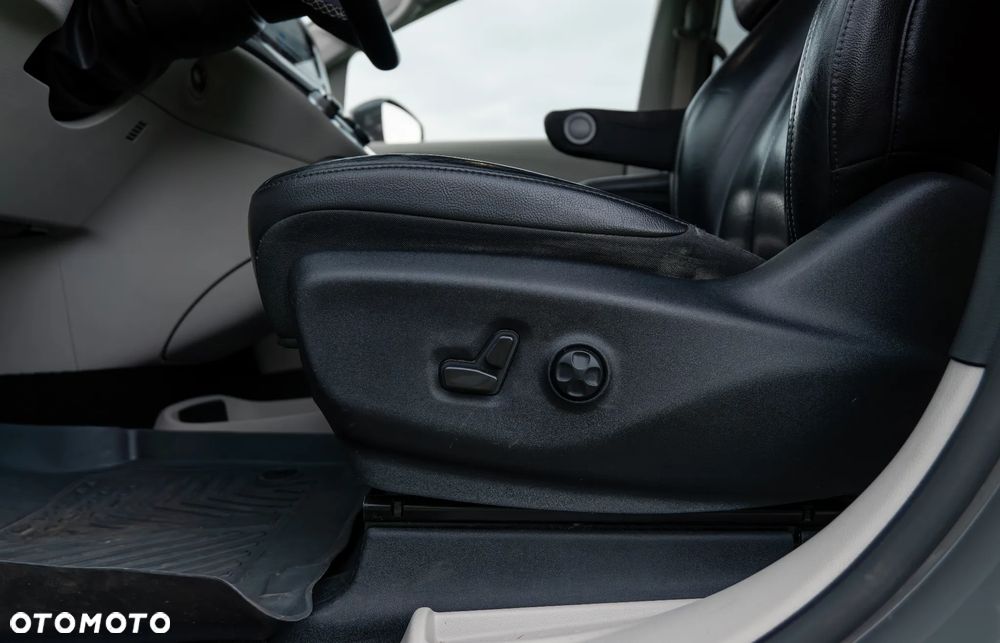 Chrysler Pacifica - 37