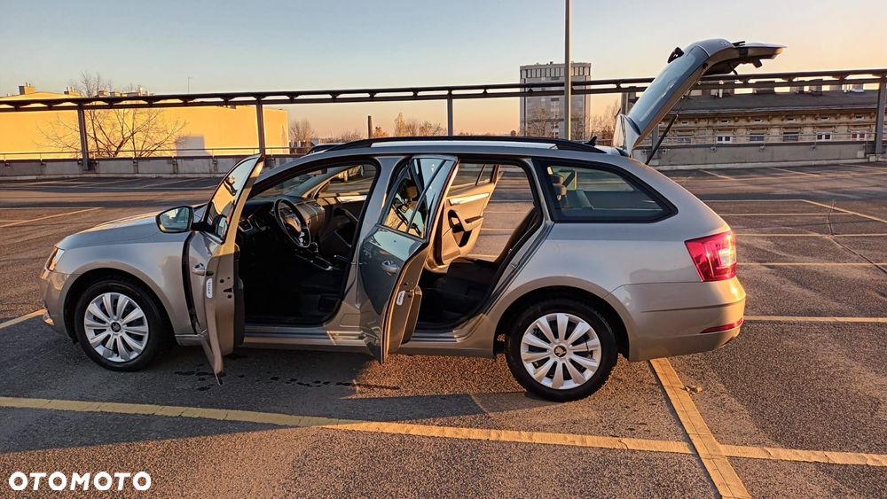 Skoda Octavia 1.5 TSI ACT Ambition - 17