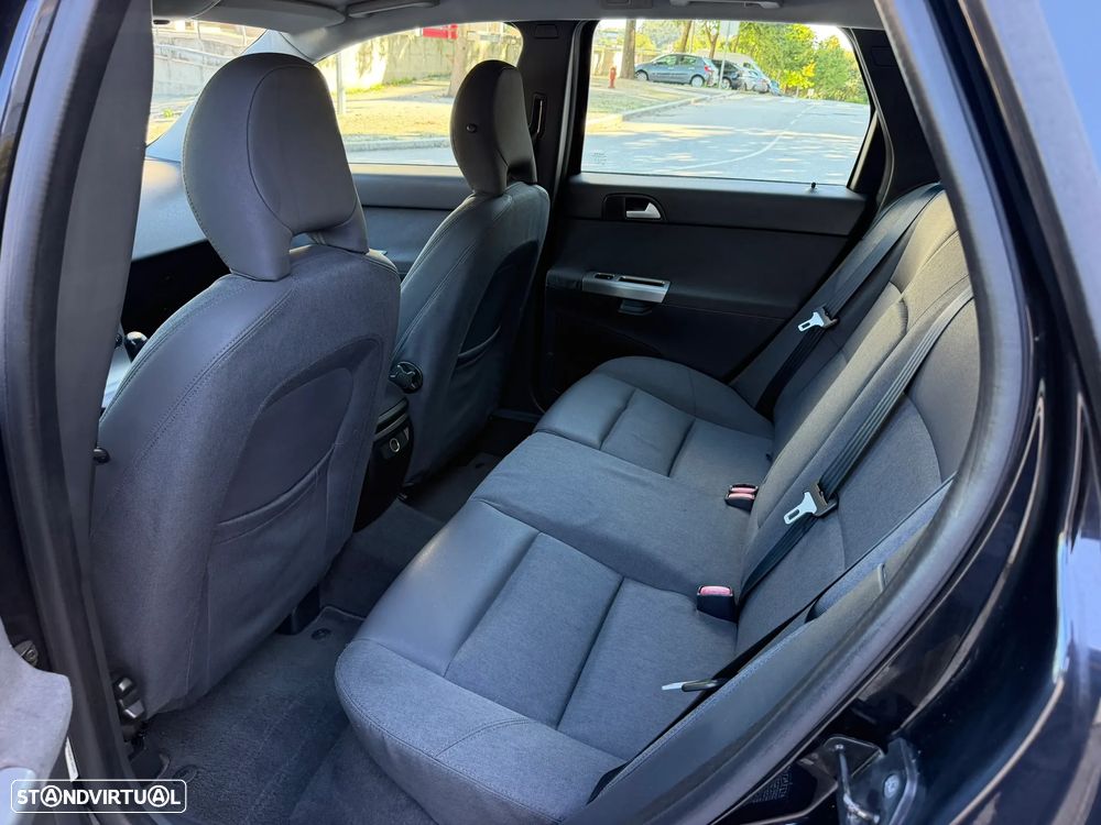 Volvo V50 1.6D - 6