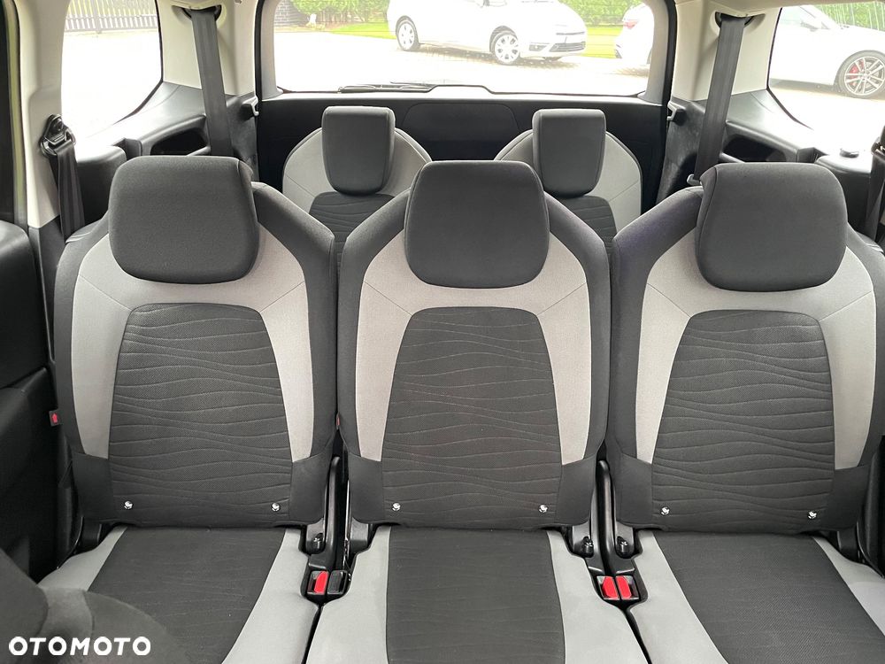 Citroën C4 Grand Picasso - 8