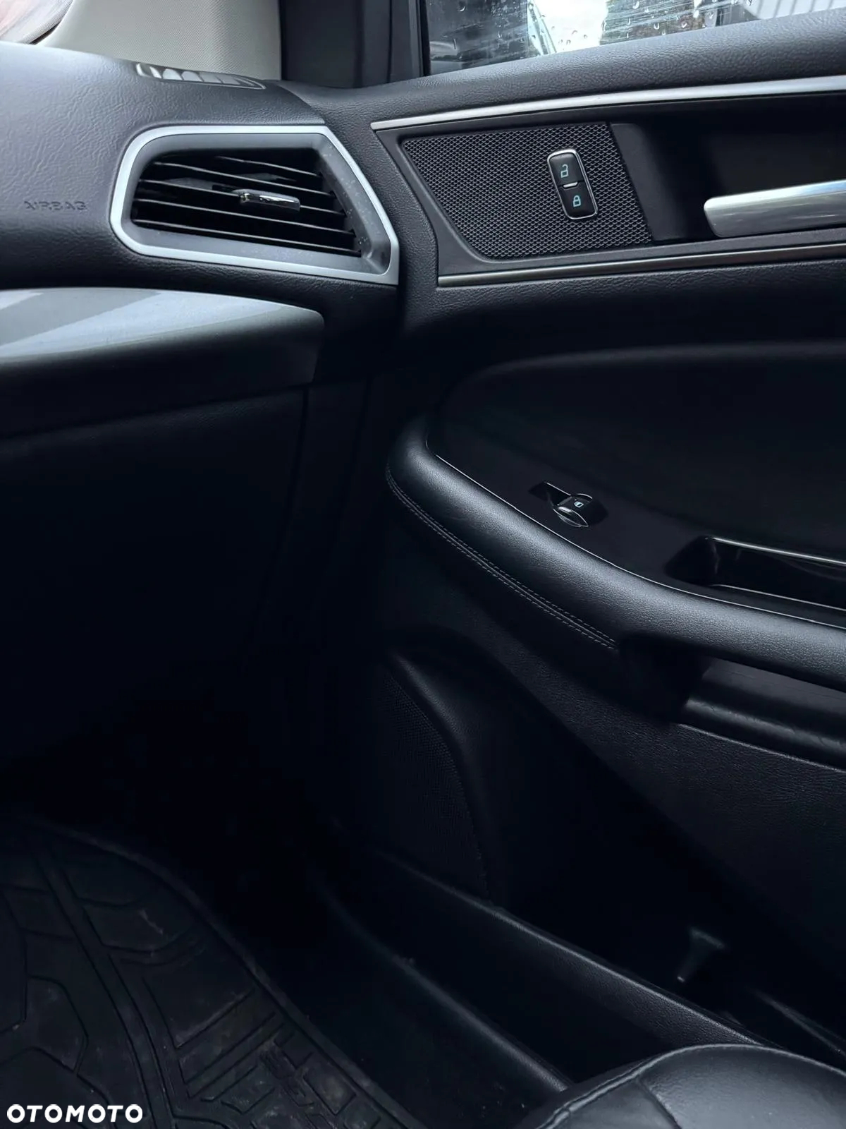 Ford Edge - 31