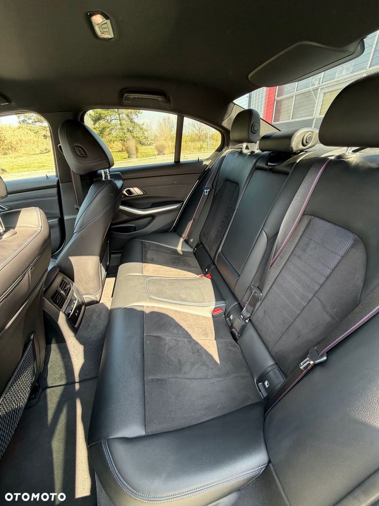 BMW Seria 3 M340i xDrive sport - 24