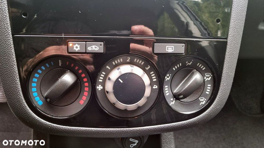Opel Corsa - 13