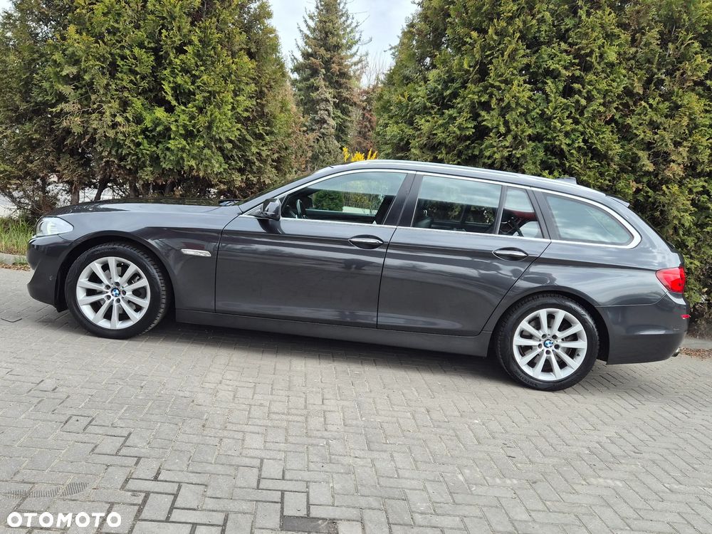 BMW Seria 5 520i - 7
