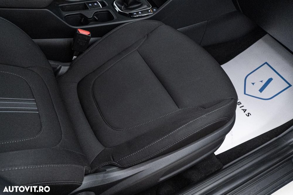 Hyundai Tucson 1.6 l 150 CP 2WD 6MT Style+ - 38