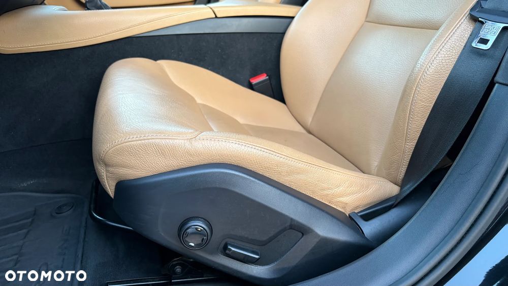 Volvo S90 D4 Momentum - 30