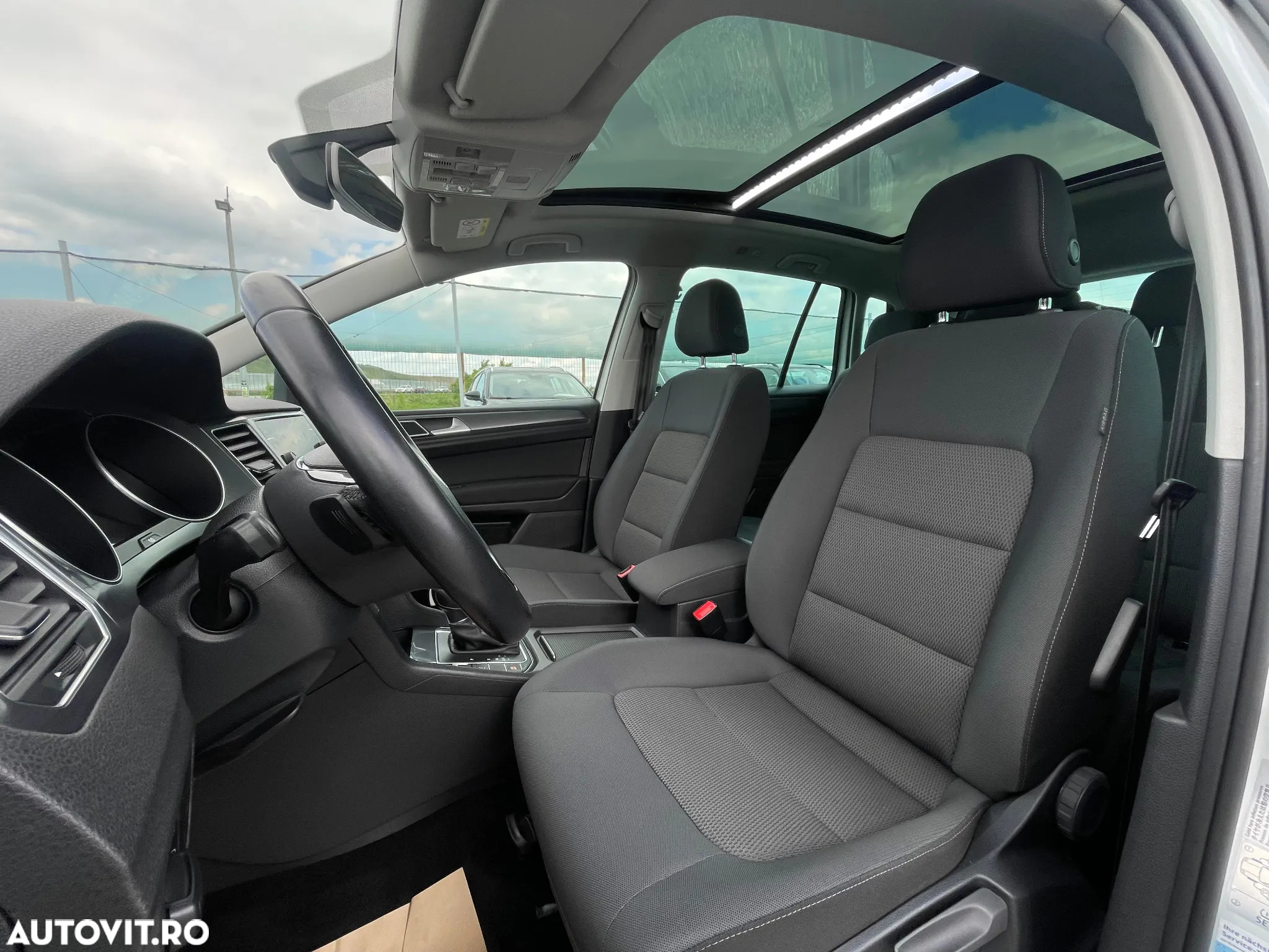 Volkswagen Golf Sportsvan 1.6 TDI (BlueMotion Technology) DSG Comfortline - 16